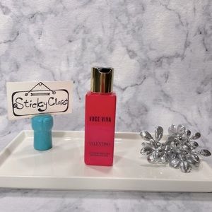 Valentino Voce Viva Body Lotion, Floral, Sweet, Woody, NEW - 3.4 oz. 100 ml.
